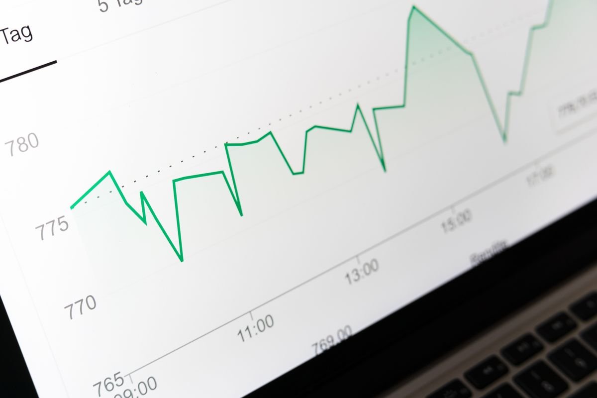 Rapport de performance affiché sur un écran d'ordinateur